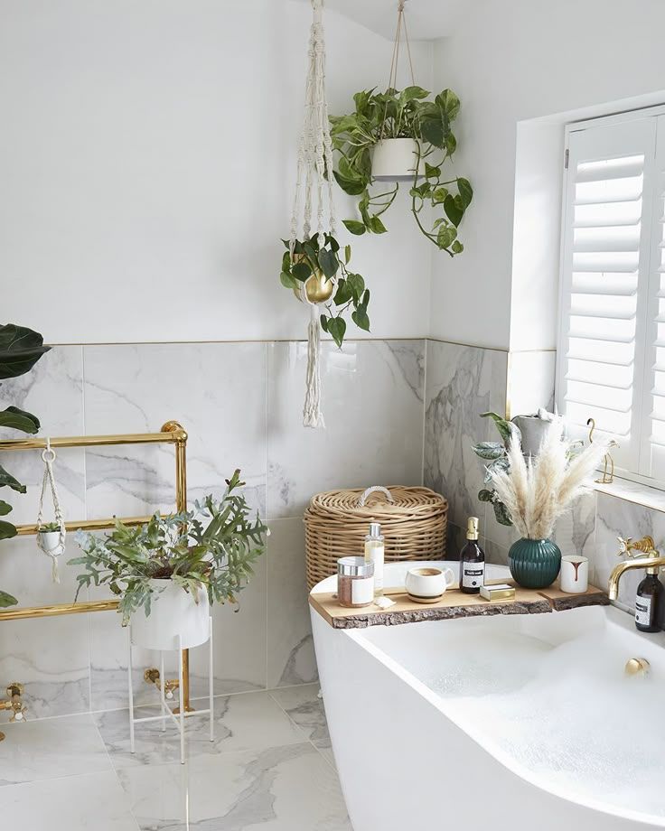 Bathroom-Plant-Wall.jpg